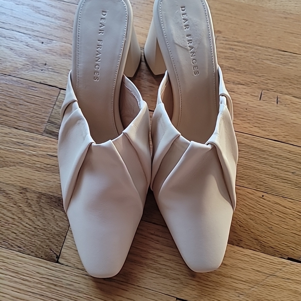 Amazing Dear Frances Size 8 Slip On Beige Leather Mules